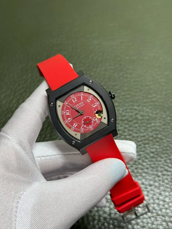 Élégante 48 mm replica, red dial, black case, red rubber strap